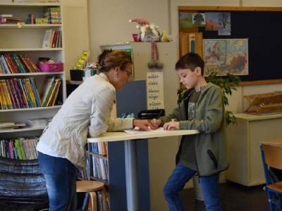 Dialogisches Lernen an der VS Viktor Kaplan – Besuch aus der Schweiz 2019