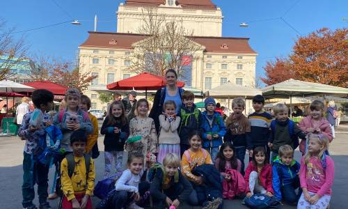 Ausflug zum Bauernmarkt am Kaiser Josef Platz