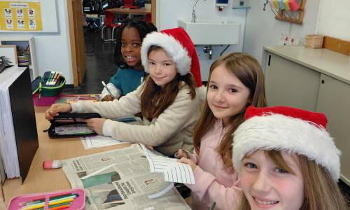 Weihnachtsstunde mit unserer Patenklasse 2c